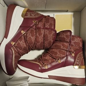 MICHAEL KORS Lula Bootie size 7.5 sneaker heel style